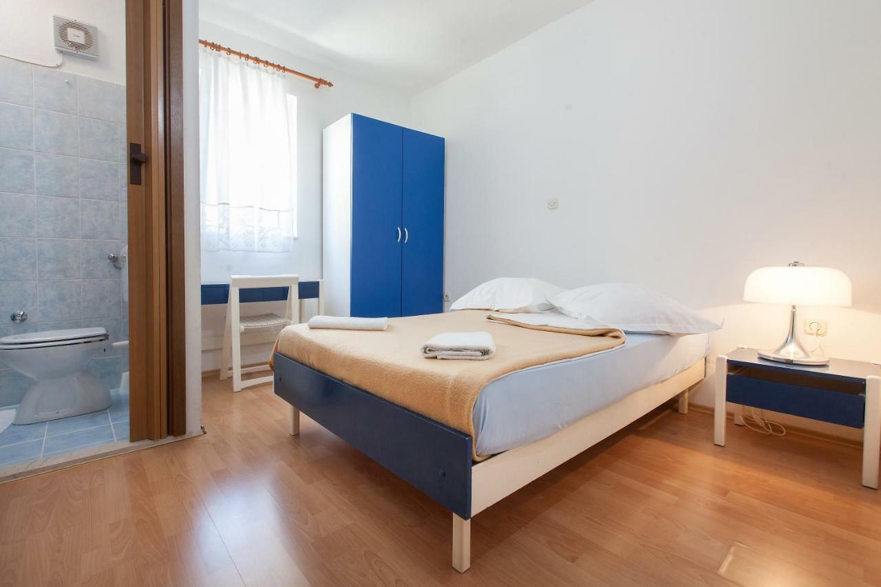 Apartmani Ivica Krzanic Podgora Exterior foto